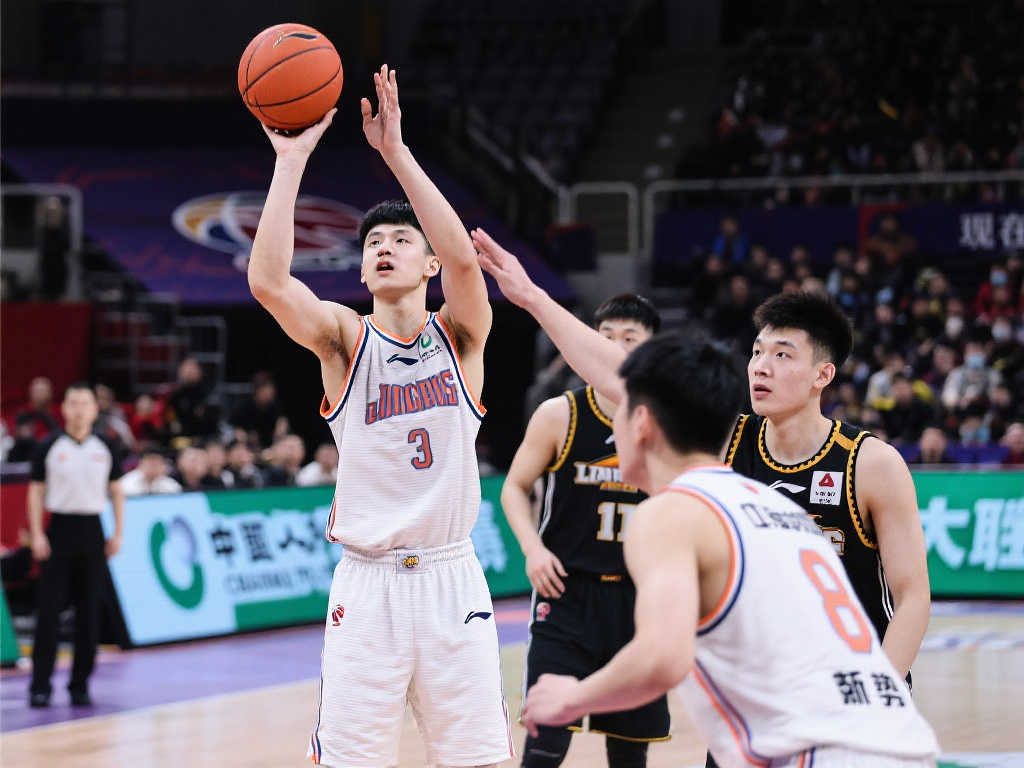 CBA季前热身赛开打，各队新人纷纷登场